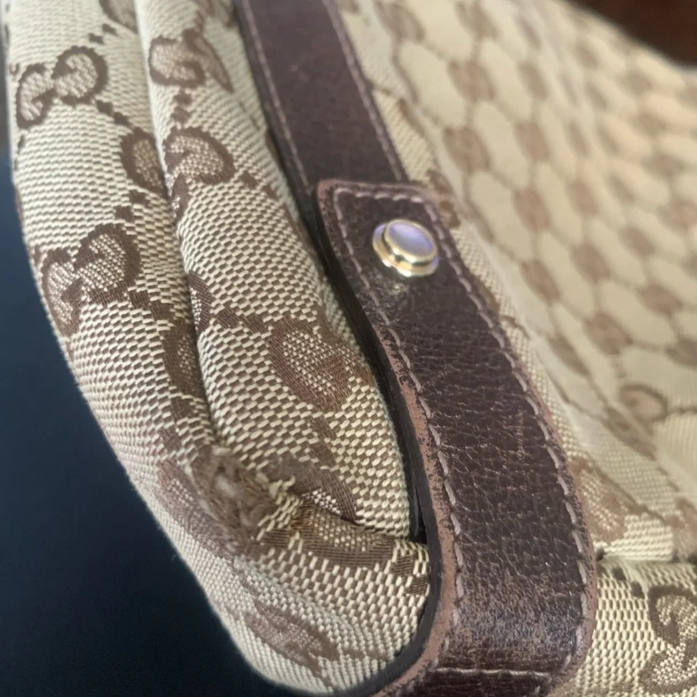 100% Authenic Gucci canvas shoulder bag with brown leather trim… preloved … - Picture 12 of 16